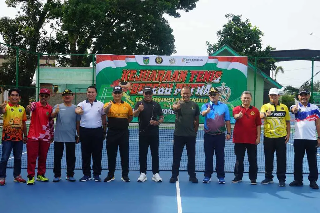 Korem 041/Garuda Emas menggelar Turnamen Tenis Beregu Putra se-Provinsi Bengkulu