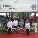 Mendag Dr. Budi Santoso Didampingi Bupati Blitar Resmikan Pasar Nglegok