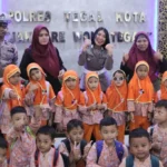 Outing Class, Puluhan Anak TK Aisiyah 1 Kunjungi Mapolres Tegal Kota