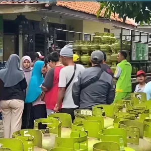 Pengecer Dilarang Jual Gas Elpiji 3 Kg, Pengamat: Menyusahkan Rakyat Kecil