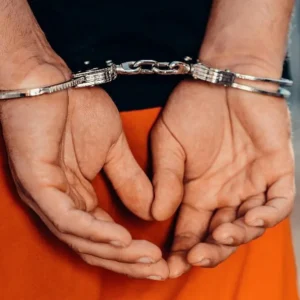 Polisi Tangkap 6 Wartawan Gadungan Yang Diduga Melakukan Pemerasan Polisi Tangkap 6 Wartawan Gadungan Yang Diduga Melakukan Pemerasan