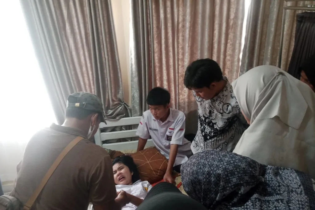 Puluhan Siswa SMAN 1 Lebong Alami Kesurupan Massal