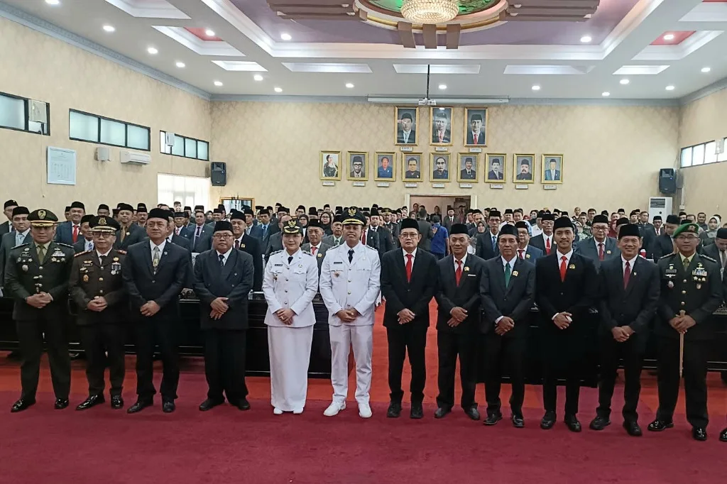 DPRD Kota Blitar Gelar Sertijab Walikota dan Wakil Walikota Blitar Periode 2025-2030
