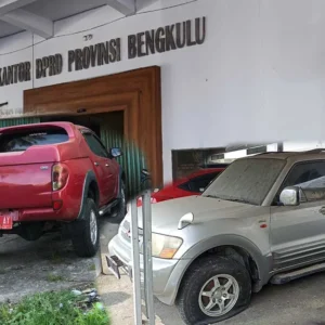 Dugaan Penyalahgunaan Aset Pemprov Bengkulu, 2 Randis Ini Tidak Diketahui Lokasinya Dugaan Penyalahgunaan Aset Pemprov Bengkulu, 2 Randis Ini Tidak Diketahui Lokasinya