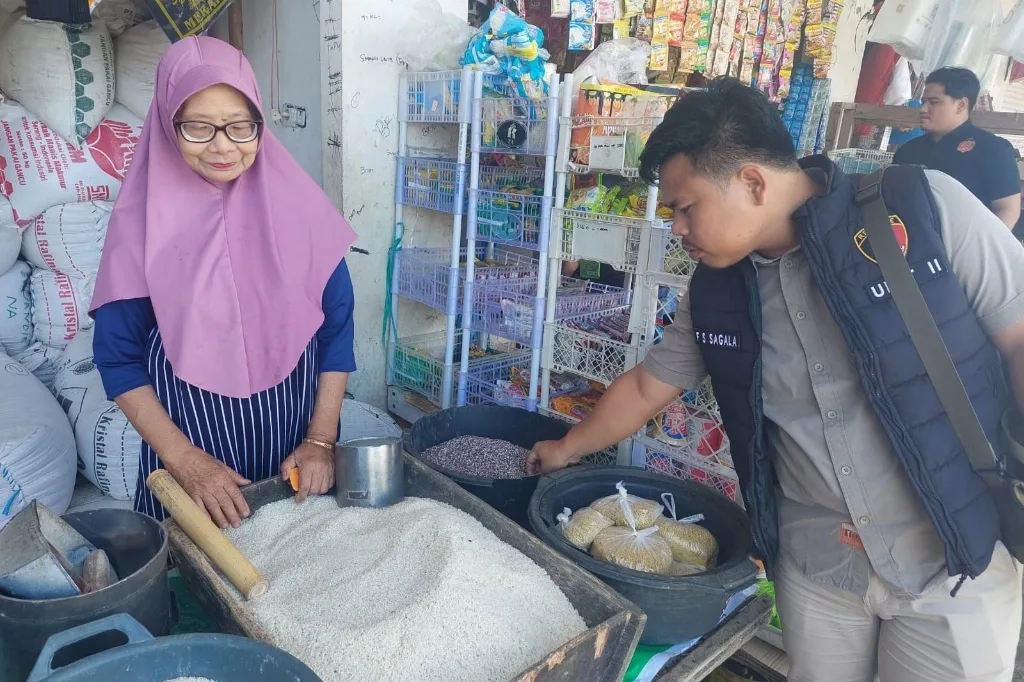 Kasat Reskrim Polres Lebong Pastikan Bahan Pokok Cukup Sampai Lebaran