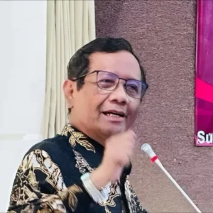 Mahfud MD: Tanpa Izin Presiden, Kejaksaan Agung Tak Seberani Itu