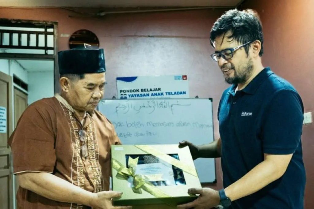 Melanjutkan 2024, Tahun 2025 Indosat Ooredoo Hutchison Kembali Makmurkan Masjid dan Lingkungannya