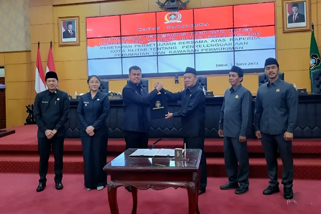 Penyampaian Rekomendasi DPRD Kota Blitar Terhadap LKPJ Walikota Tahun 2024