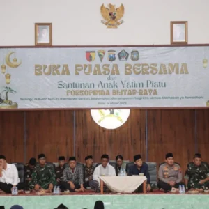 Pererat Sinergitas: TNI-Polri dan Forkopimda Blitar Raya Gelar Buka Puasa Bersama Pererat Sinergitas: TNI-Polri dan Forkopimda Blitar Raya Gelar Buka Puasa Bersama