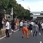 Tawuran Antarwarga Dikawasan Senen Jakpus Usai Pelaksanaan Salat Ied