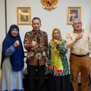 Bertemu Wamenkop, Koperasi Peternak Jatim Beberkan Harga Telur Jatuh