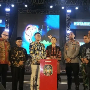 Hari Jadi Kota Blitar ke-119: Pesta Rakyat, Bazzar, Hiburan hingga Makanan Gratis Hari Jadi Kota Blitar ke-119: Pesta Rakyat, Bazzar, Hiburan hingga Makanan Gratis