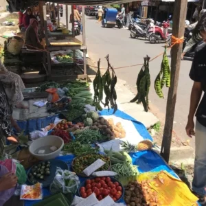 Jaga Stabilitas Harga Bahan Pokok Masyarakat, Polres Lebong Pantau Pasar Jaga Stabilitas Harga Bahan Pokok Masyarakat, Polres Lebong Pantau Pasar