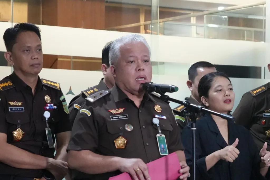 Kejagung Periksa Sopir hingga Nahkoda Kapal dalam Kasus Dugaan Suap PN Jakarta Pusat