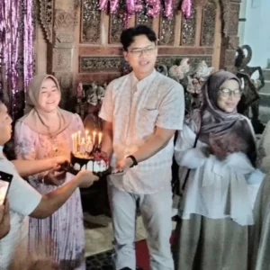 Mengenang Alm Ki Dalang Entus Susmono, Nurlaela Rayakan HUT ke-50 dan Halal Bihalal