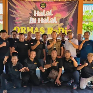 Ormas RaDja Blitar Gelar Halal Bihalal, Ajak Seluruh Anggota Bangun Masa Depan Lebih Baik Ormas RaDja Blitar Gelar Halal Bihalal, Ajak Seluruh Anggota Bangun Masa Depan Lebih Baik