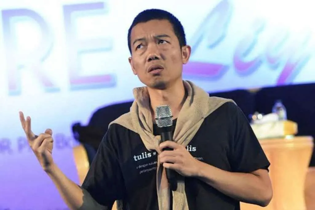 Pelabuhan Pulau Baai Belum Tuntas, Tere Liye: Pejabat Bengkulu Sibuk Mau Nampung Penduduk Palestina