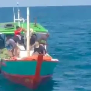 Pendangkalan Alur Pulau Baai, Warga Pulau Enggano Bertahan Dengan Cara Sewa Kapal Ikan