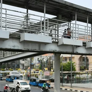 Plat Besi JPO Kerap Dicuri, Gubernur DKI Instruksikan Pemasangan Kamera CCTV Plat Besi JPO Kerap Dicuri, Gubernur DKI Instruksikan Pemasangan Kamera CCTV