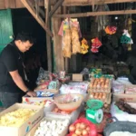 Unit Tipidter Polres Lebong Kembali Cek Harga Sembako di Pasar