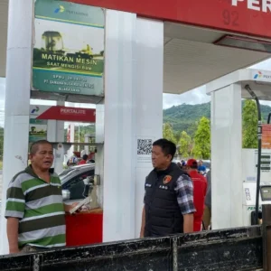 Unit Tipidter Polres Lebong Kembali Pantau Ketersediaan Bahan Pokok dan Distribusi BBM Unit Tipidter Polres Lebong Kembali Pantau Ketersediaan Bahan Pokok dan Distribusi BBM