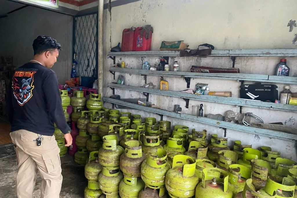 Unit Tipidter Polres Lebong Sidak Pangkalan LPG