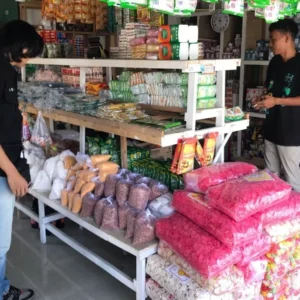 Unit Tipidter Polres Lebong Rutin Patroli Cek Bahan Pokok di Pasar Unit Tipidtrer Polres Lebong Rutin Patroli Cek Bahan Pokok di Pasar