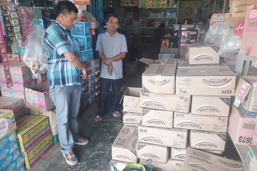 Kanit Tipidter Polres Lebong Pastikan Bahan Pokok Masih Stabil