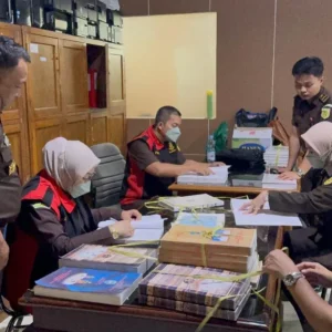 Kejati Geledah Kantor Pemkot Bengkulu