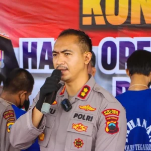 Operasi Aman Candi 2025: Polres Tegal Kota Ungkap 5 Kasus Aksi Premanisme dan Amankan Pelaku Operasi Aman Candi 2025: Polres Tegal Kota Ungkap 5 Kasus Aksi Premanisme dan Amankan Pelaku