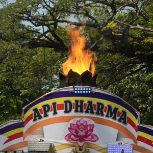 Perayaan Tri Suci Waisak 2025 di Candi Borobudur, Api Dharma Mrapen Dinyalakan Perayaan Tri Suci Waisak 2025 di Candi Borobudur, Api Dharma Mrapen Dinyalakan