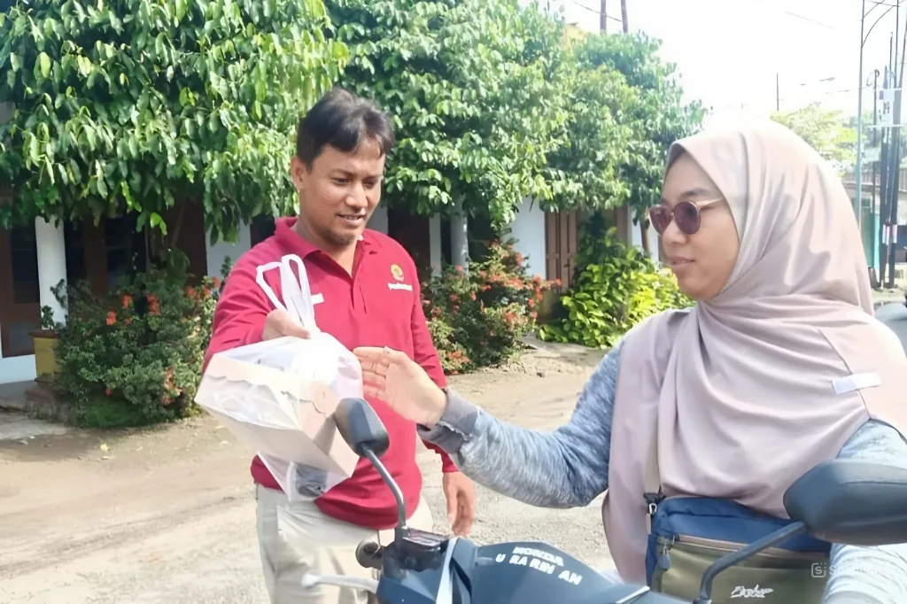 Perhutani KPH Blitar Gelar Jumat Berkah di Rejotangan