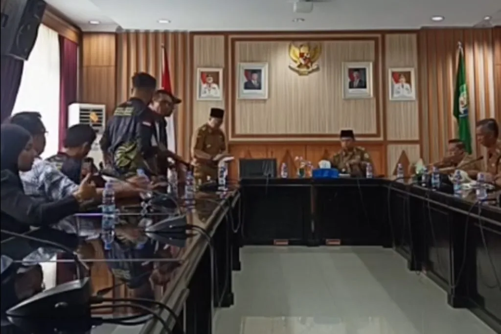 Petani Sawit Bengkulu: Gubernur dan Bupati di Bengkulu Tidak Mengerti Hukum