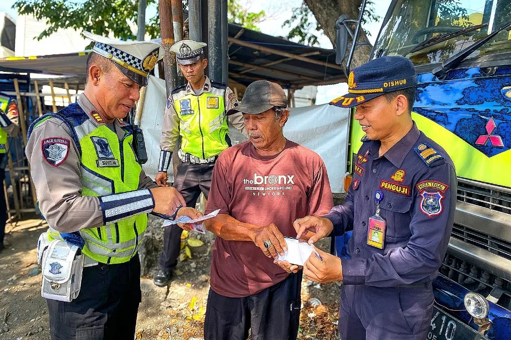 Polres Tegal Kota Intensifkan Ramp Check untuk Cegah Kecelakaan Jelang Libur Panjang