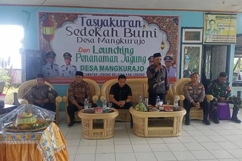 Bupati Lebong Hadiri Sedekah Bumi di Mangkurajo