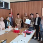 Kades Pasar Seluma Dilaporkan Warganya ke Bupati
