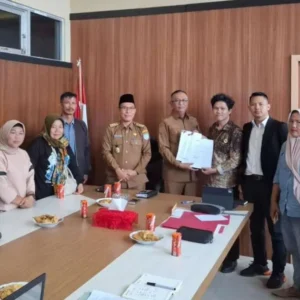 Kades_Pasar_Seluma_Dilaporkan_Warganya_ke_Bupati Kades Pasar Seluma Dilaporkan Warganya ke Bupati