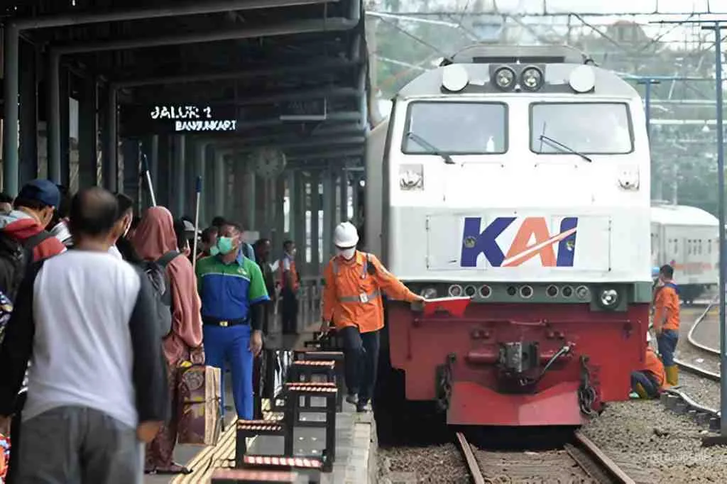 Libur Idul Adha 1446 H: PT KAI Catat 40 Ribu Penumpang Mulai Tinggalkan Jakarta