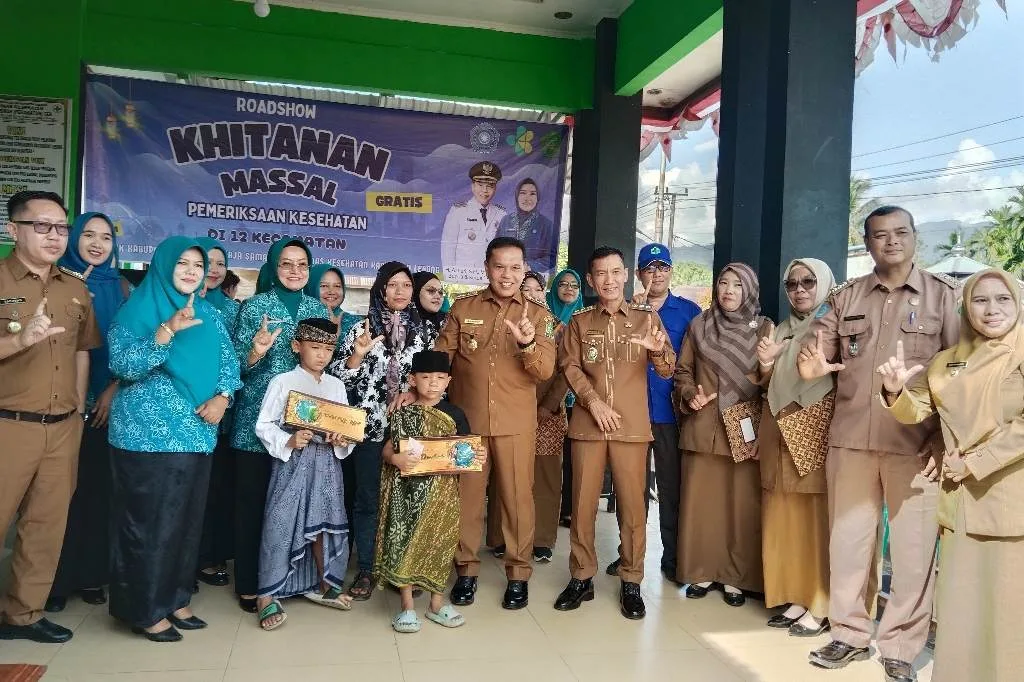 PKK Lebong Peduli Kesehatan, Gelar Roadshow Khitanan Massal dan Periksa Kesehatan Gratis