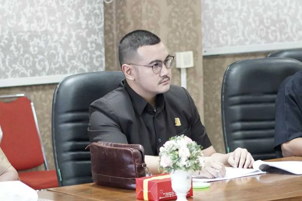Rayhan Makarim Dukung Sekolah Gratis, Ingatkan Pemerintah Soal Resiko Sosial
