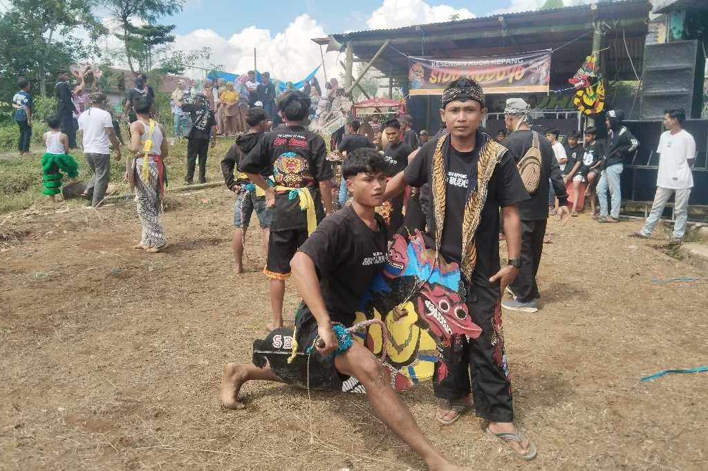 Melestarikan Budaya, Kuda Kepang Sido Budoyo Rayakan Usia Satu Tahun