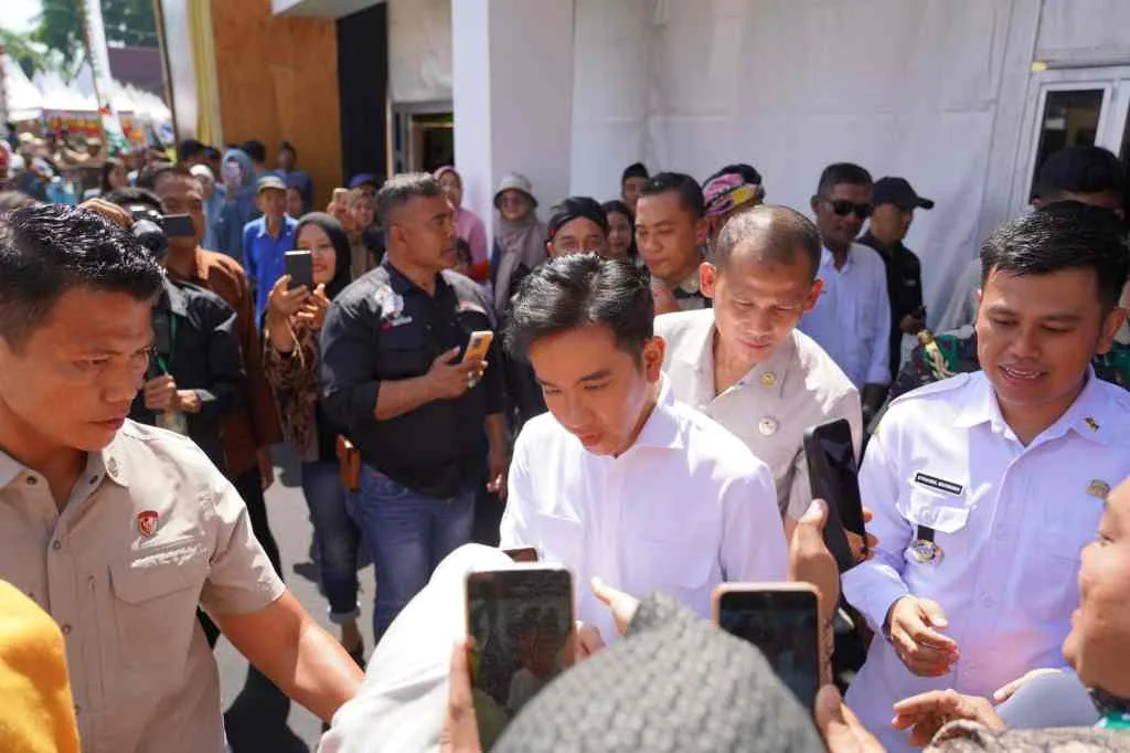 Alap Alap Jokowi Sambut Kunjungan Kerja Wapres Gibran Rakabuming Raka di Blitar
