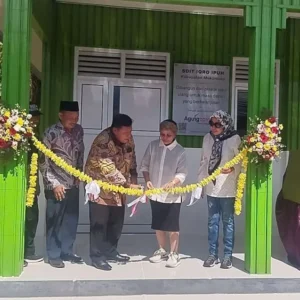 Bupati Mukomuko Apresiasi Agung Concern, Peresmian Kelas Ramah Lingkungan di Ipuh Bupati Mukomuko Apresiasi Agung Concern, Peresmian Kelas Ramah Lingkungan di Ipuh