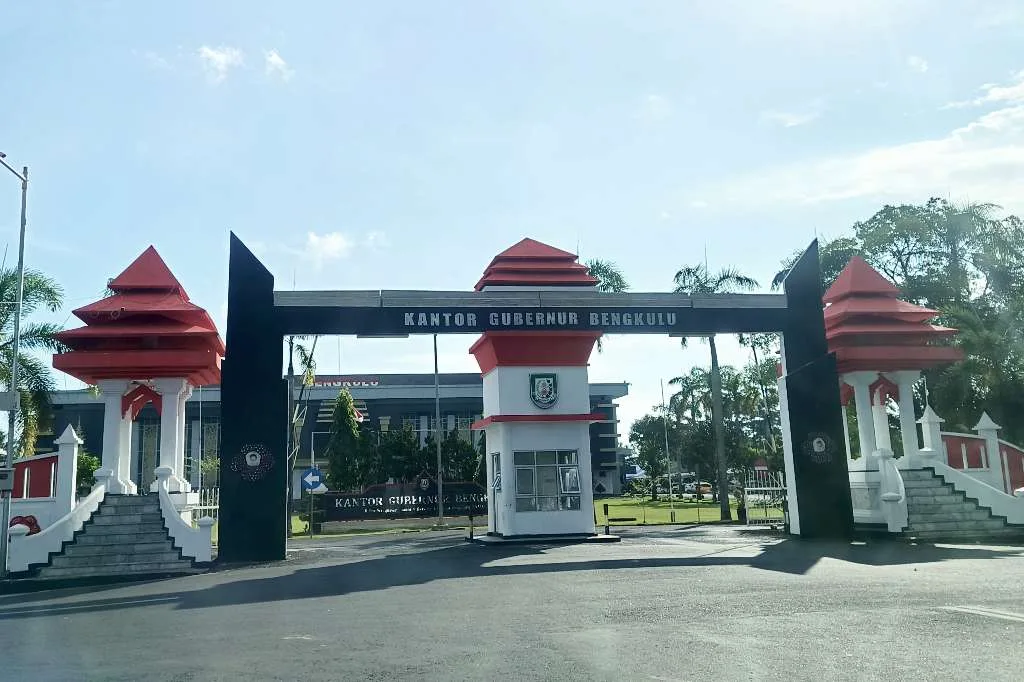 Gubernur Bengkulu Nonjobkan Puluhan Pejabat Eselon II, Tapi Nama-Nama Ini Kabarnya “Selamat” Meski Terseret KPK