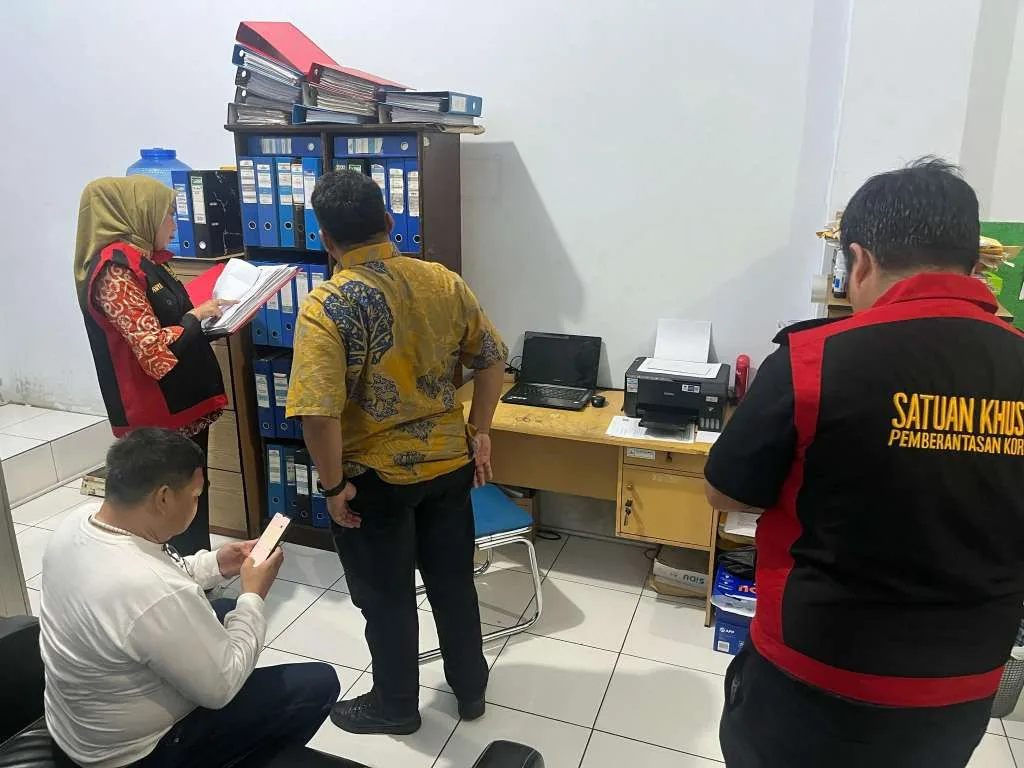 Kejati Bengkulu Gerebek Dua Perusahaan Tambang Batubara