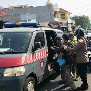 Operasi Premanisme di Palmerah: Jukir Liar hingga Debt Collector Ilegal Diciduk