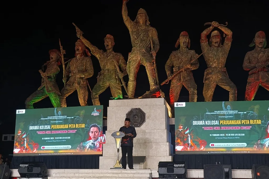 Wali Kota Blitar Hadiri Pementasan Drama Kolosal Perjuangan PETA Blitar
