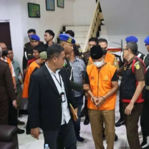 5 ASN Gunakan Baju Orange, Jadi Tersangka Perkara SPPD Setwan Provinsi Bengkulu, 5 ASN Gunakan Baju Orange: Jadi Tersangka Perkara SPPD Setwan Provinsi Bengkulu