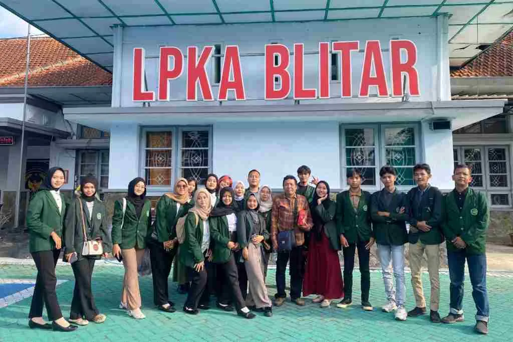 50 Mahasiswa Fakultas Hukum UNISBA Kunjungan Belajar ke LPKA Kelas I Blitar