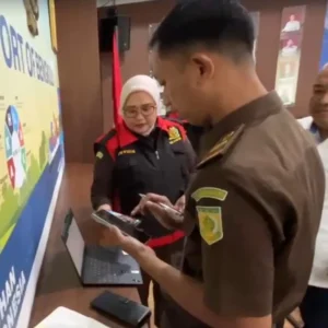 Handphone 4 Pejabat Tinggi Pelindo Regional 2 Bengkulu Disita Kejati